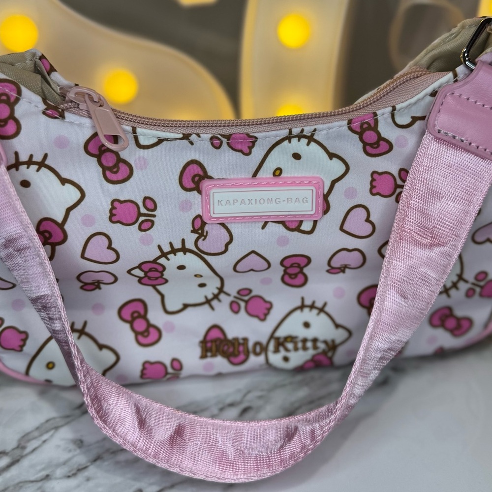Hello Kitty Pink and White Shoulder Bag